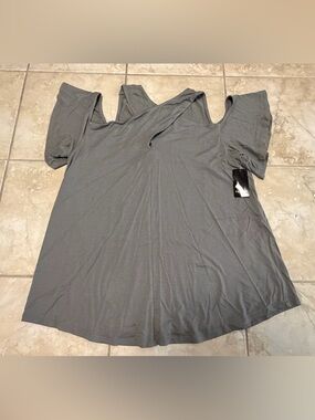 Torrid Streth Dark Gray Cold-Shoulder Lightweight Top Blouse Womens Size L NEW